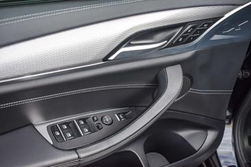 BMW X4 M 40i — photo 15