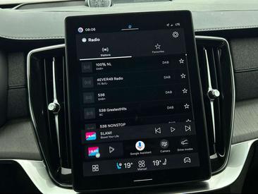 Volvo XC90 T8 Recharge AWD — photo 6