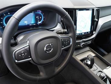 Volvo XC60 B4 D AWD — photo 7