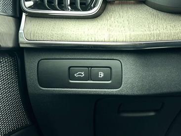 Volvo XC90 T8 Recharge AWD — photo 20
