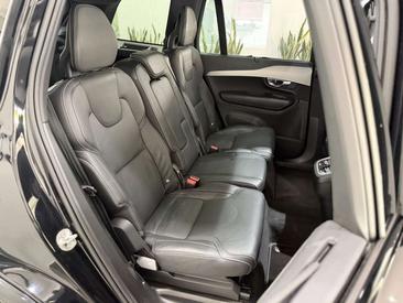 Volvo XC90 B5 D AWD — photo 16
