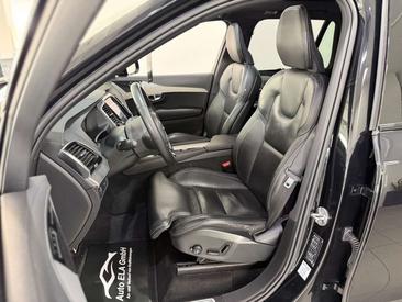 Volvo XC90 B5 D AWD — photo 23