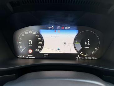 Volvo XC40 T4 Recharge — photo 21