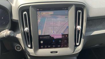Volvo XC40 B3 — photo 16