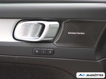 Volvo XC40 B3 — photo 5