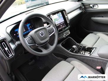 Volvo XC40 B3 — photo 7