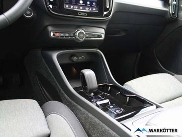 Volvo XC40 B3 — photo 9