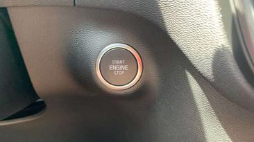 Volvo XC40 B3 — photo 24