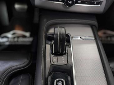 Volvo XC90 B5 D AWD — photo 43