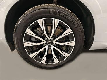 Volvo XC60 B4 D AWD — photo 6