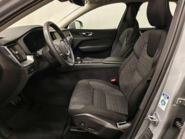 Volvo XC60 B4 D AWD — photo 10