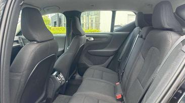 Volvo XC40 B3 — photo 6