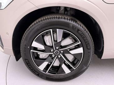 Volvo XC60 T8 Recharge AWD — photo 9