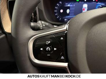 Volvo XC60 T8 Recharge AWD — photo 29