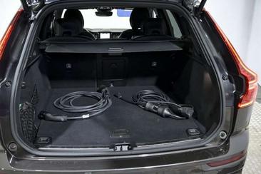 Volvo XC60 T6 Recharge AWD — photo 12