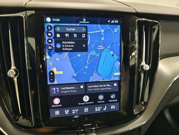 Volvo XC60 B4 D AWD — photo 32