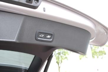 Volvo XC40 B4 — photo 10