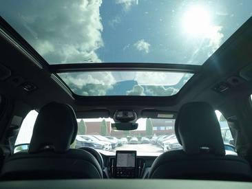 Volvo XC60 T8 Recharge AWD — photo 27
