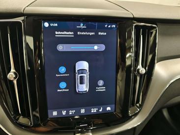 Volvo XC60 B4 D AWD — photo 40