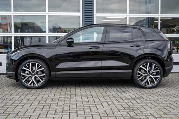 Volvo EX30 — photo 3