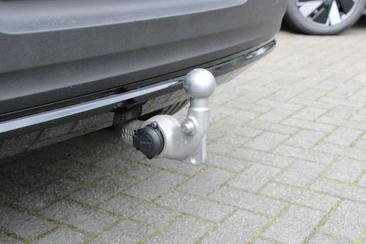 Volvo XC40 B4 — photo 11