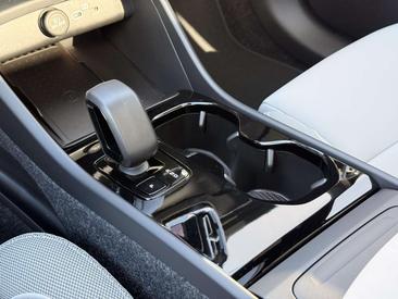 Volvo EX40 Single Motor Extended Range — photo 15