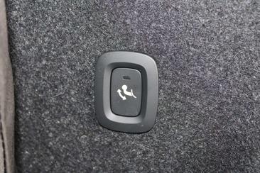 Volvo XC40 B4 — photo 12