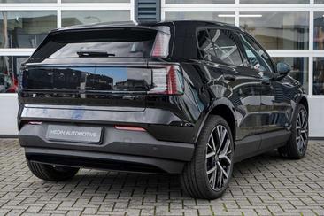 Volvo EX30 — photo 6