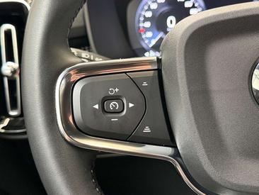 Volvo XC40 T5 Recharge — photo 27