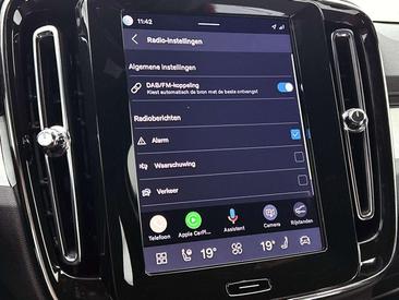 Volvo XC40 B4 — photo 6