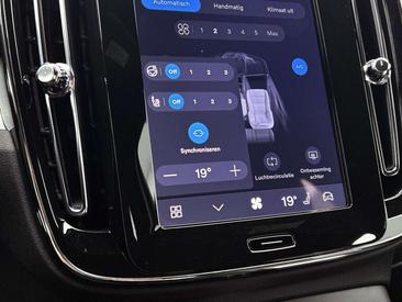 Volvo XC40 B4 — photo 7