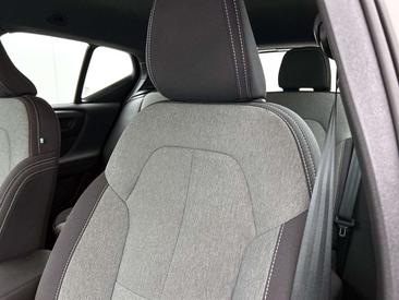 Volvo XC40 B4 — photo 10