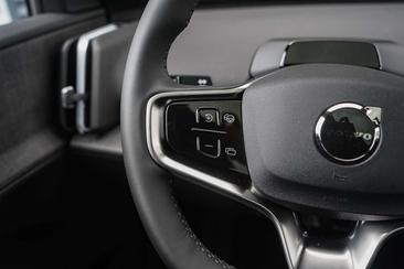 Volvo EX30 — photo 17
