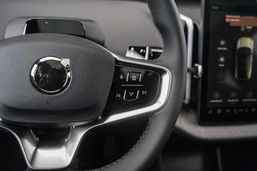 Volvo EX30 — photo 18