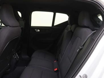Volvo EX40 Single Motor Extended Range — photo 8