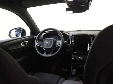 Volvo EX40 Single Motor Extended Range — photo 9