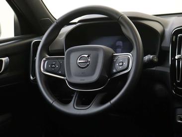 Volvo EX40 Single Motor Extended Range — photo 10
