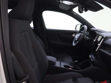 Volvo EX40 Single Motor Extended Range — photo 12