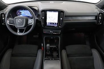 Volvo C40 Coupé SUV AWD — photo 3