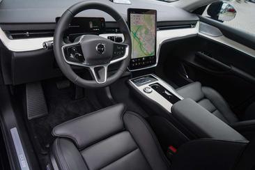 Volvo EX90 Twin Motor — photo 12