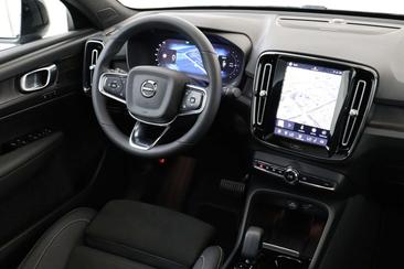 Volvo C40 Coupé SUV AWD — photo 7
