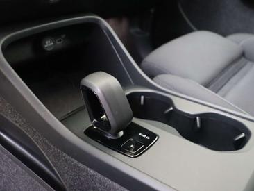 Volvo EX40 Single Motor Extended Range — photo 19