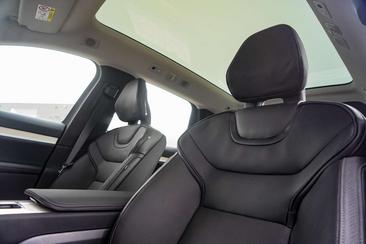 Volvo EX90 Twin Motor — photo 16