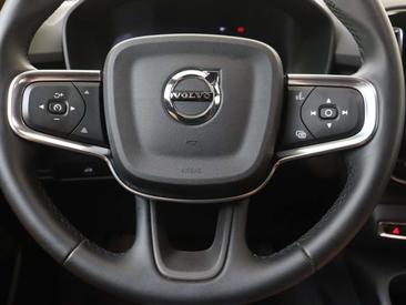 Volvo EX40 Single Motor Extended Range — photo 21