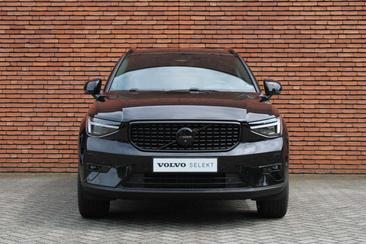 Volvo XC40 B4 — photo 19