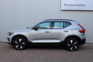 Volvo EX40 Single Motor Extended Range — photo 4