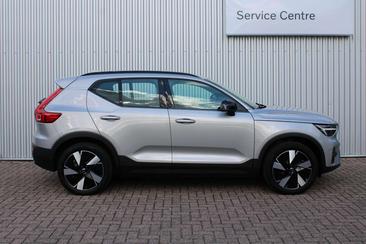 Volvo EX40 Single Motor Extended Range — photo 6