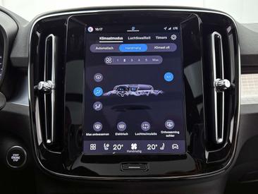 Volvo XC40 B4 — photo 14