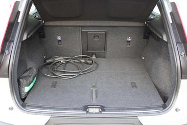Volvo EX40 Single Motor Extended Range — photo 8