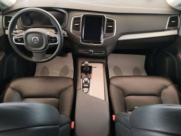 Volvo XC90 D5 AWD — photo 9